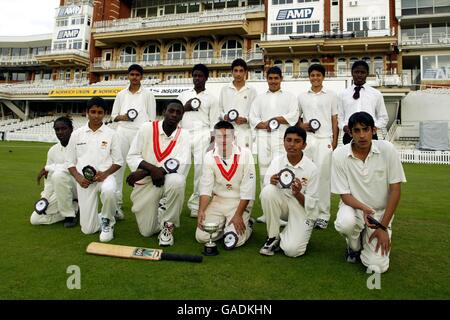 Cricket - The Hobbs Trophy - Croydon SCA u15's v London SCA u15's Stock Photo