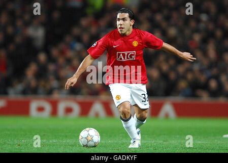 Soccer - UEFA Champions League - Group F - Manchester United v Dynamo Kiev - Old Trafford. Carlos Tevez, Manchester United Stock Photo