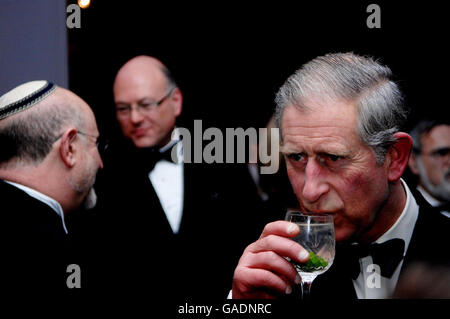 Charles attends Jewish charity dinner Stock Photo