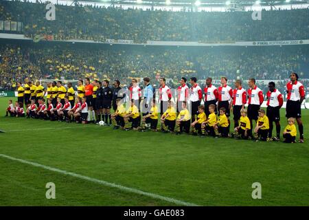 Soccer - UEFA Cup - Final - Feyenoord v Borussia Dortmund. The two teams line up before the game Stock Photo
