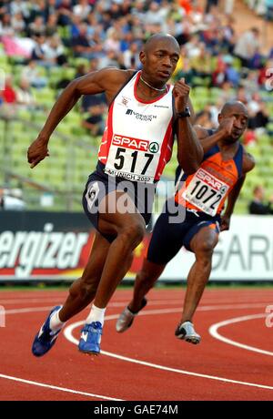 Great Britain's Marlon Devonish during the 2nd Round of the Men's 200m Stock Photo