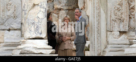 The Prince of Wales and the Duchess of Cornwall visit the ruined library of Celsus in Ephesus, Turkey. Stock Photo