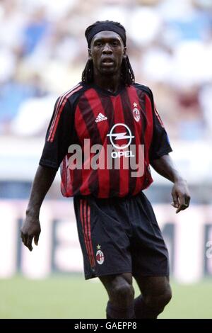 Soccer - Real Madrid Centenary Tournament - Liverpool v AC Milan. Clarence Seedorf, AC Milan Stock Photo