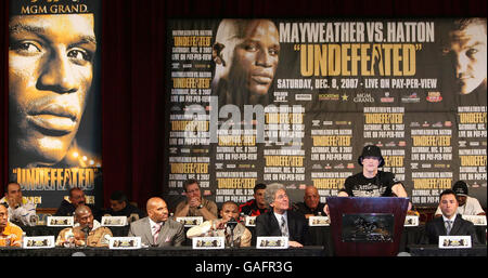 Boxing - Ricky Hatton and Floyd Mayweather Press Conference - MGM Grand Stock Photo