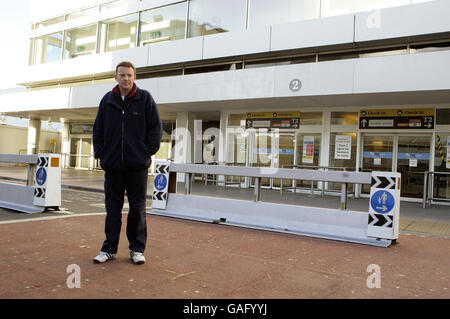 John Smeaton speaks on Glasgow Airport terror attack Stock Photo