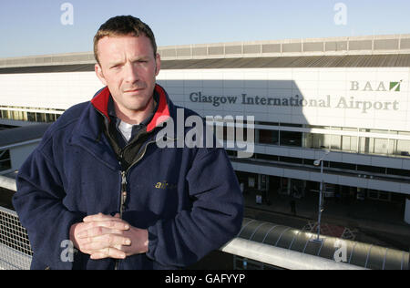 John Smeaton speaks on Glasgow Airport terror attack Stock Photo