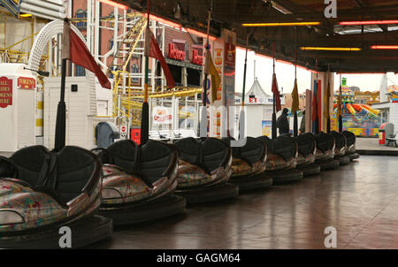 Dodgems On Brighton Pier Funfair Stock Photo: 12091827 - Alamy