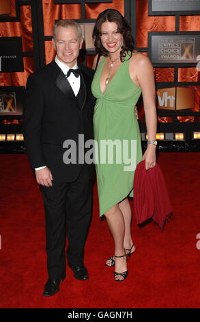 Neal McDonough and wife Ruve arriving at the premiere for Rocknrolla