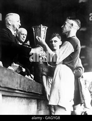 Soccer - Football League Wartime Cup - Final - West Ham United v Blackburn Rovers Stock Photo