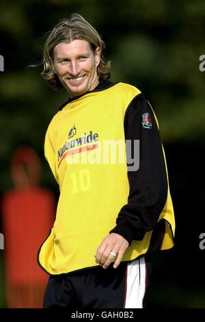 Soccer - European Championships 2004 Qualifier - Wales v Italy - Wales training. Robbie Savage of Wales Stock Photo