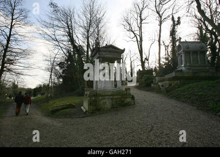Nunhead Cemetery stock. Nunhead Cemetery in Nunhead, south-east London. Stock Photo