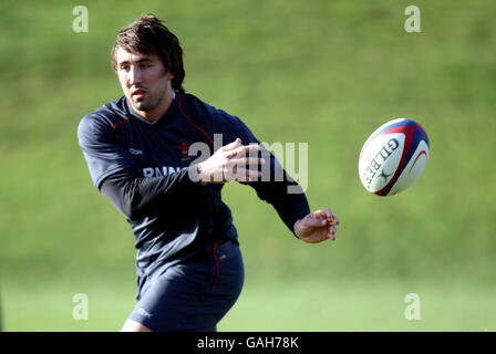 Rugby Union - Wales Training - Vale of Glamorgan Hotel. Gavin Henson during a training session at the Vale of Glamorgan Hotel, Cardiff. Stock Photo