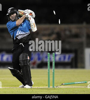 Cricket - National Bank Twenty20 International - New Zealand v England - AMI Stadium Stock Photo