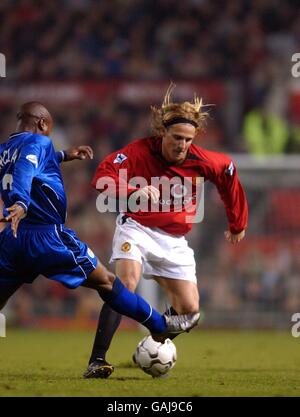 Leicester City's Frank Sinclair tackles Manchester United's Diego Forlan Stock Photo