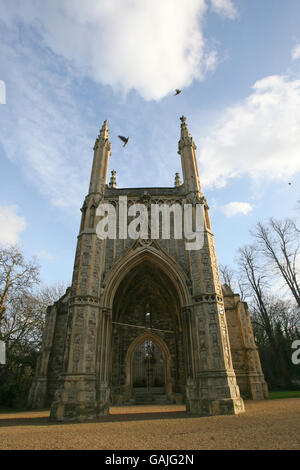 Landmarks - Nunhead Cemetery - Southwark. Building at Nunhead Cemetery Stock Photo