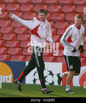 Soccer - UEFA Champions League - Quarter Final - First Leg - Liverpool v Chelsea - Liverpool Training - Melwood. Liverpool's Steven Gerrard and John Arne Riise during a training session at Anfield Stadium, Liverpool. Stock Photo