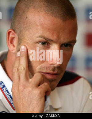 Soccer - England Press Conference - Grove Hotel. England's David Beckham during a Press Conference at The Grove Hotel, Hertfordshire. Stock Photo