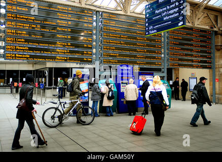 Travel - Sheffield Train Station Feature. General view of Sheffield Train Station. Stock Photo