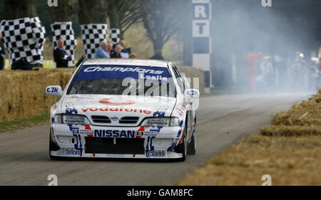 1/43 Nissan Primera GT Vodafone Nissan Racing David Leslie #4 ◇ 8