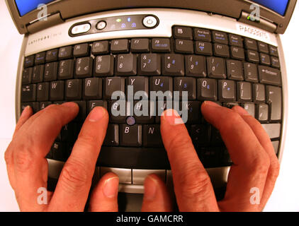 Tastiera per notebook Dell Foto stock - Alamy