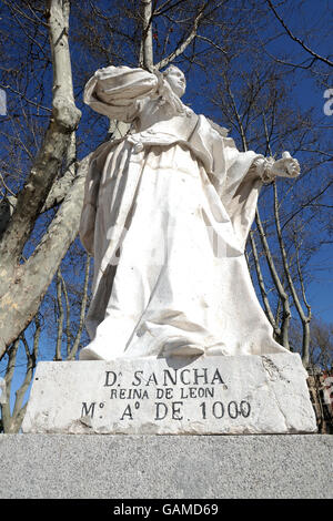 Queen Sancha of Leon statue. Sancha of León was a princess and queen of