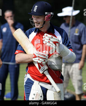 England media manager Andrew Walpole during practice at Nelson Park, Napier, New Zealand. Stock Photo