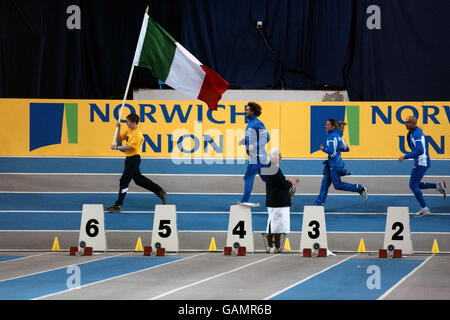 Athletics - Norwich Union International - Kelvin Hall, Glasgow. The Italian team are presented to the crowd Stock Photo