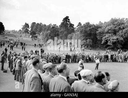 Golf - Ryder Cup - Great Britain and Ireland v USA - Wentworth. Jimmy Adams of Great Britain in play during the Ryder Cup Golf Competition at Wentworth. Stock Photo