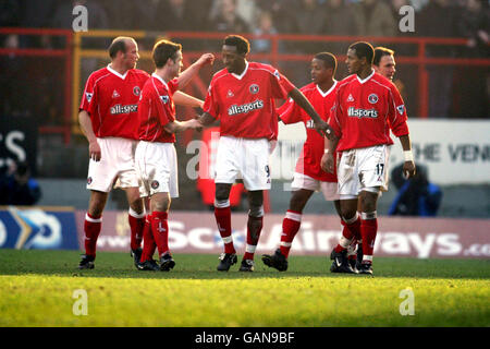 Charlton Athletic's Jason Euell celebrates his goal against Aston Villa with Claus Jensen, Scott Parker, Kevin Lisbie, Shaun Bartlett and Radostin Kishishev Stock Photo