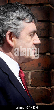 Prime Minister Gordon Brown at Bilston Nursery School Early Excellence Centre, near Wolverhampton in the West Midlands. Stock Photo