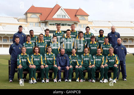 Cricket - Nottinghamshire County Cricket Club - Photocall 2008 - Trent Bridge. Nottinghamshire County Cricket Club team group Stock Photo