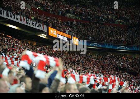 Soccer - UEFA Champions League - Semi Final - Second Leg - Manchester United v Barcelona - Old Trafford Stock Photo