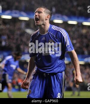 Chelsea's Frank Lampard reacts before 2nd goal is disallowed during the UEFA Champions League Second Leg match at Stamford Bridge, London. Stock Photo