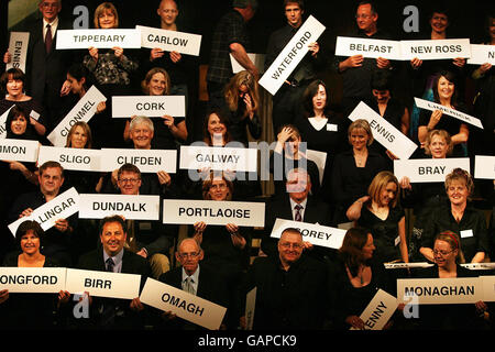 Representatives from 40 venues across Ireland, from all 32 Irish counties come together onstage at the Gate Theatre, Dublin, to launch 'Waiting for Godot' by Samuel Beckett - one night only national tour. Stock Photo