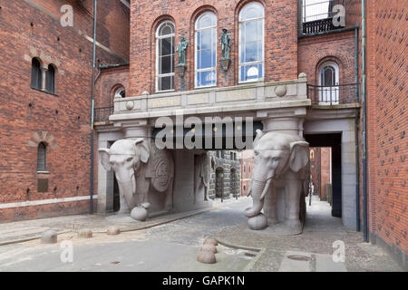 Elefantporten, the Elephant Gate, the historic entrance from the Valby side to the old Carlsberg Brewery area in Copenhagen, Denmark. Stock Photo