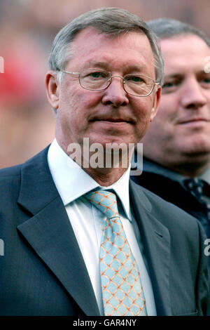 Soccer - FA Barclaycard Premiership - Manchester United v Liverpool. Manchester United's manager Sir Alex Ferguson Stock Photo