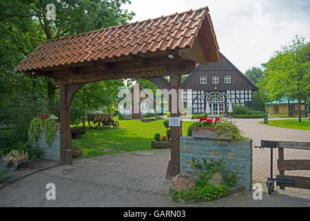 Deutschland, Nordrhein-Westfalen, Kreis Paderborn, Delbrück, 'Das gastliche Dorf', ein Ensemble verschiedener original restaurie Stock Photo