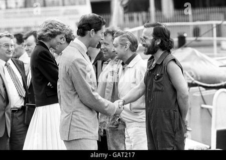 The Prince of Wales shakes hands with the engineer of the stand-by ship 'Silver Pit' on the quayside in Aberdeen today. The ship rescued 37 people from the sea during the Alpha Piper Oil Platform disaster. Stock Photo