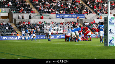 Wales maul the ball as they push towards the Italy line during the Invesco Perpetual Junior Rugby World Cup match at Liberty Stadium, Swansea. Stock Photo