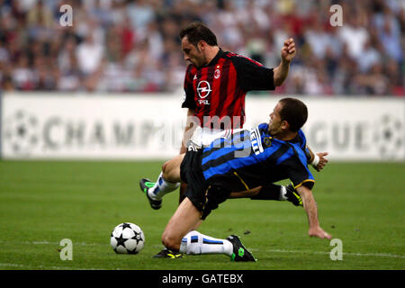 Luigi Di Biagio of Inter Milan celebrates his goal, which