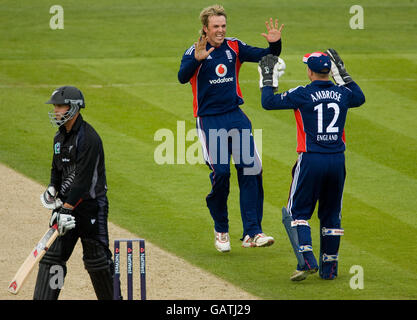 Cricket - NatWest Series - First One Day International - England v New Zealand - The Riverside Stock Photo