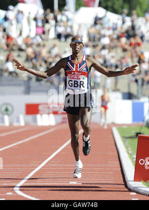 Athletics - 2008 Spar European Cup - Day One - Annecy. Mo Farah of the Great British Athletics Team celebrates winning the men's 5000m Race during the Spar European Cup at Annecy, France. Stock Photo