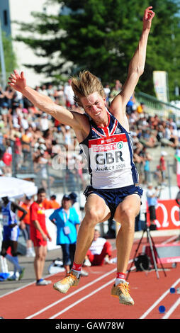 Great Britain's Chris Tomlinson in the long jump during the Spar European Cup at Annecy, France. Stock Photo