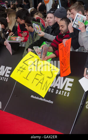 Parramatta, Australia - 6th July 2016: Zac Efron, Adam Devine, Sophie Monk and Ksenija Lukich arrive for the Mike and Dave Need Wedding Dates Movie Premiere which took place in Sydney suburb Parramatta. Pictured are the crowds at the event  Credit:  mjmediabox/Alamy Live News Stock Photo