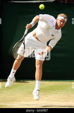 Tennis - Wimbledon Championships 2008 - Day Six - The All England Club. Dmitry Tursunov in action against Janko Tipsarevic Stock Photo