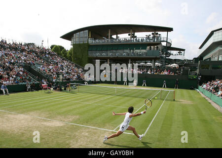 A general view from courtside at the Wimbledon Championships 2008 at the All England Tennis Club in Wimbledon. Stock Photo