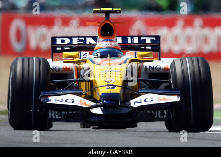 Renault's Nelsinho Piquet during qualifying for the Grand Prix at Magny-Cours, Nevers, France. Stock Photo