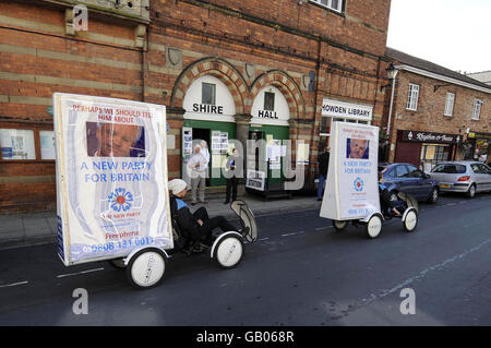 Voters go to the polls in the Haltemprice and Howden by-election at the polling station in Howden. Stock Photo