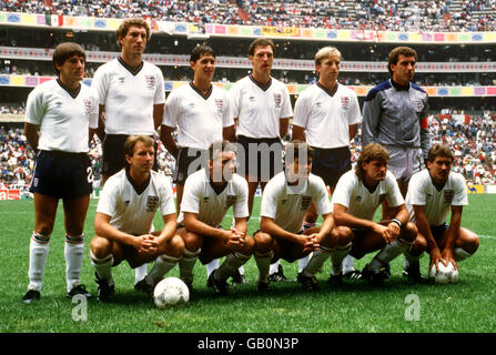 Soccer - World Cup Mexico 86 - England v Paraguay Stock Photo