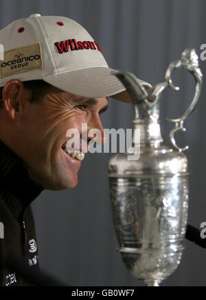 Golf - Open 2008 Championship Winners Photocall - Royal Birkdale Golf Club Stock Photo